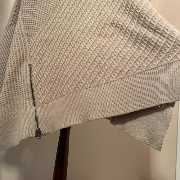 All Saints sweater - Picture 8 of 8